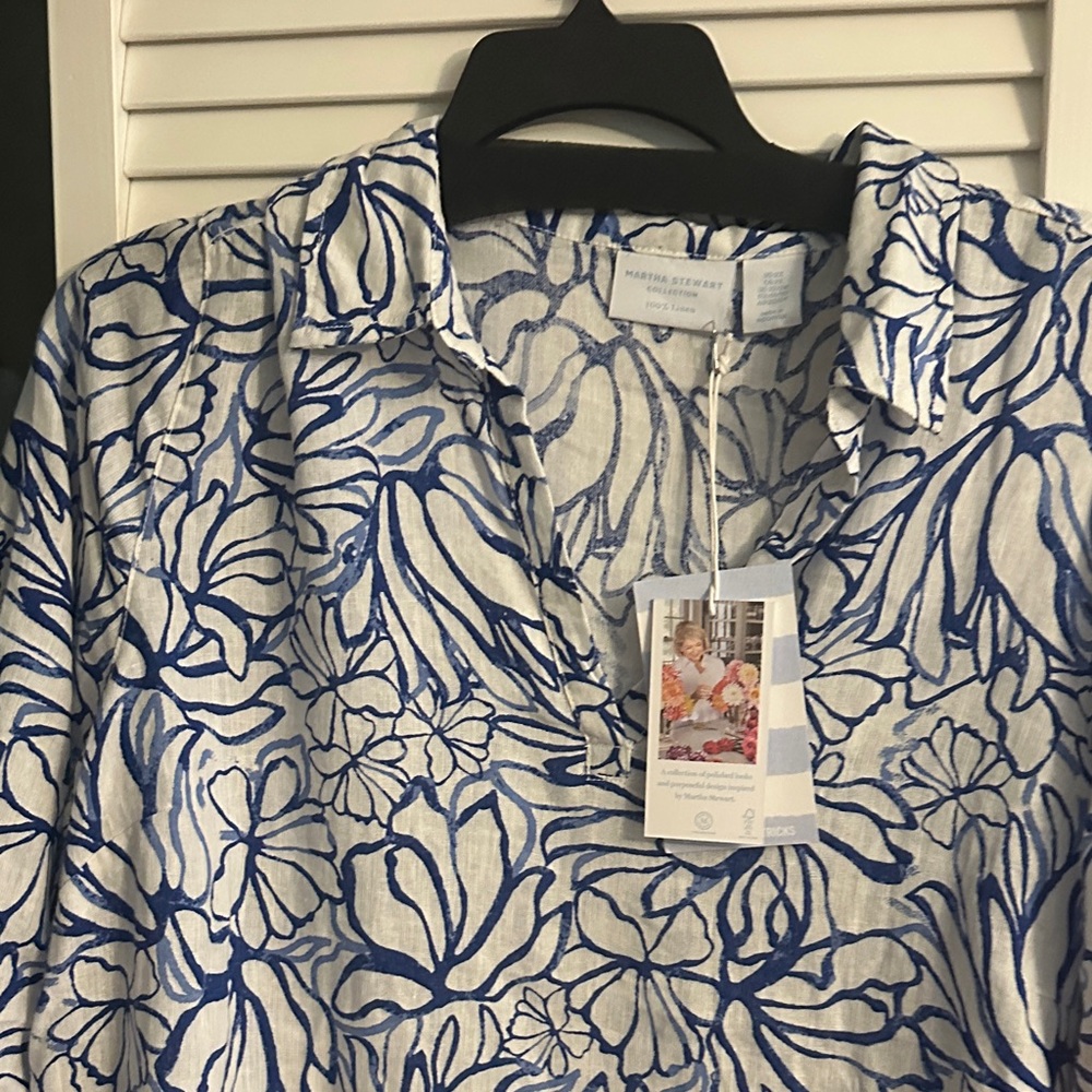 Martha Stewart Blue and White Floral Top